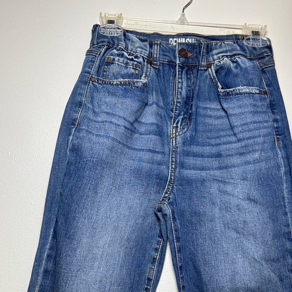 Classic Blue Women's Jeans - Picture 2 of 6